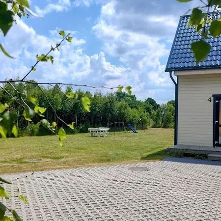 Brzozowa Polana Kompleks 4 Domkow W Okolicy Jeziora I Morza Semesterbostad *