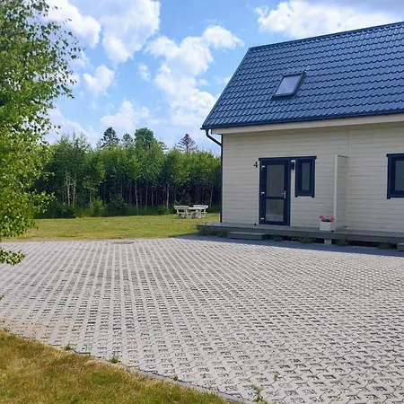 Brzozowa Polana Kompleks 4 Domkow W Okolicy Jeziora I Morza Semesterbostad